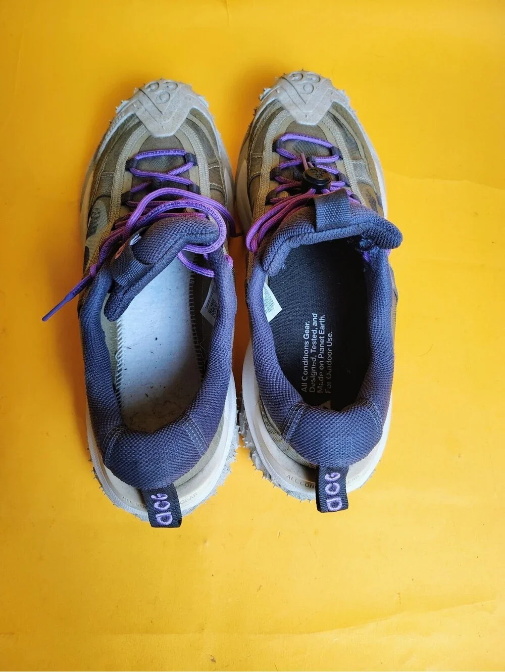 Nike ACG Mountain Fly 2 Low Gridiron Action Grape DV7903-200 Men's Size 9 Used